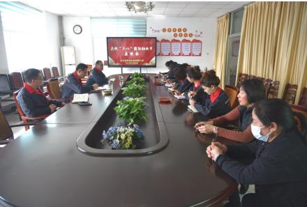 公司召開(kāi)慶祝 “三八” 國際婦女節座談會(huì )